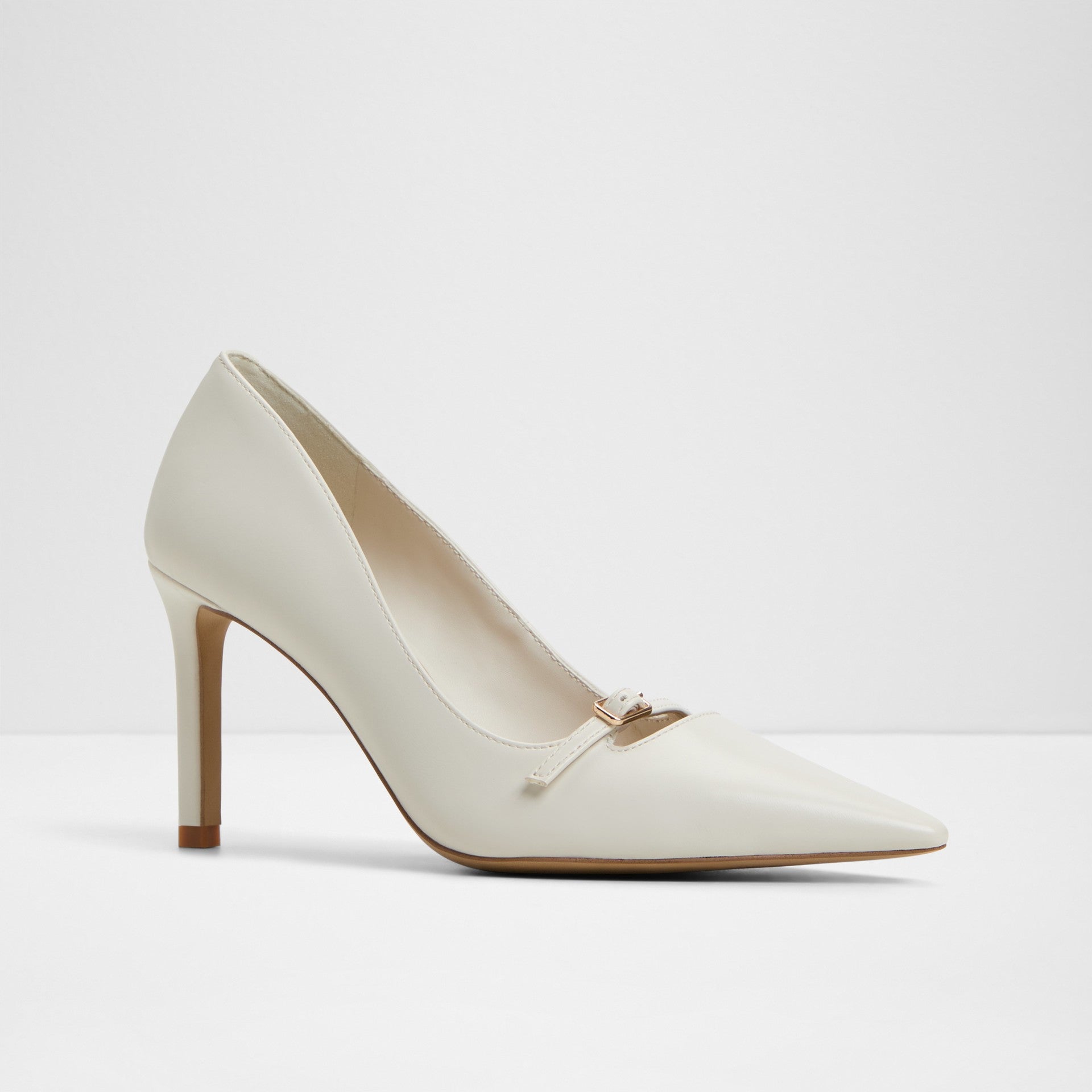 Sapatos Aldo em branco, salto fino - MERLA